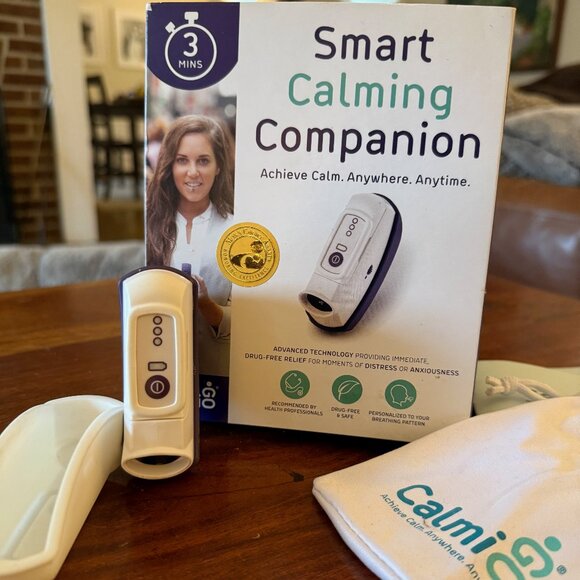 CalmiGo Portable Calming Device for Natural Stress Relief - Picture 1 of 2